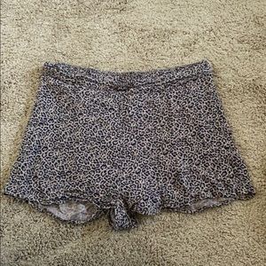 American eagle flowy shorts